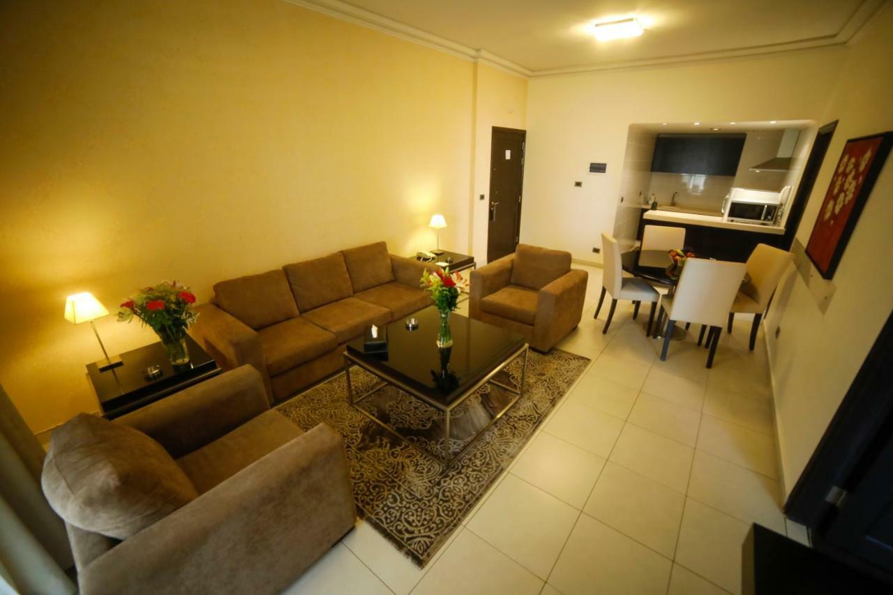 Al Jamila Suites Ghobeiry Esterno foto